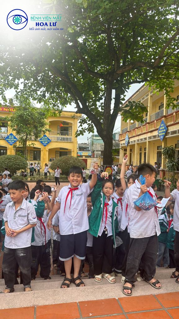 ĐỔI PIN CŨ – NHẬN KÍNH MỚI